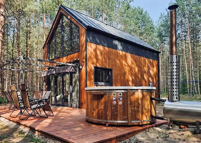 2 Bedroom Stunning In Gralewo-stacja Holiday home *