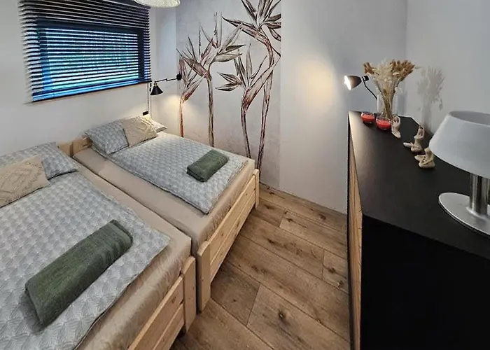 2 Bedroom Stunning In Gralewo-stacja *